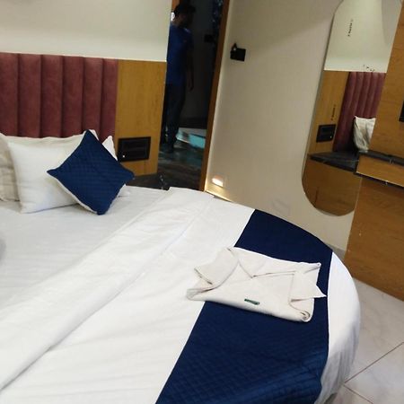 Hotel Campus Ahmedabad Ngoại thất bức ảnh